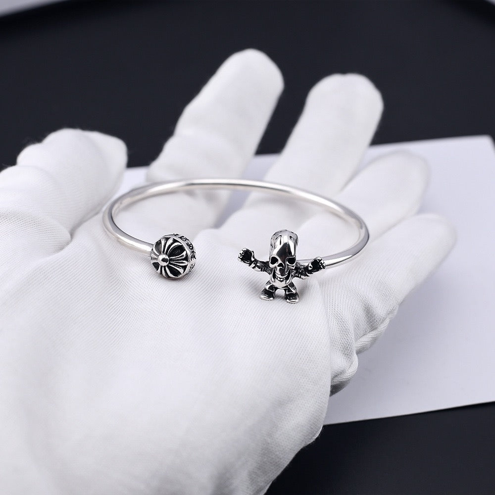 authentic chrome hearts foti skull bracelet - premium designer jewelry front view